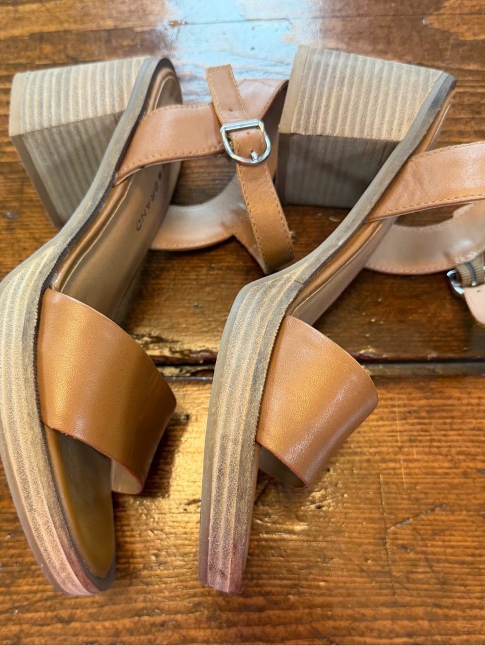 Lucky Brand Cognac Leather Block Heel Slingback Sandals - Picture 4 of 6
